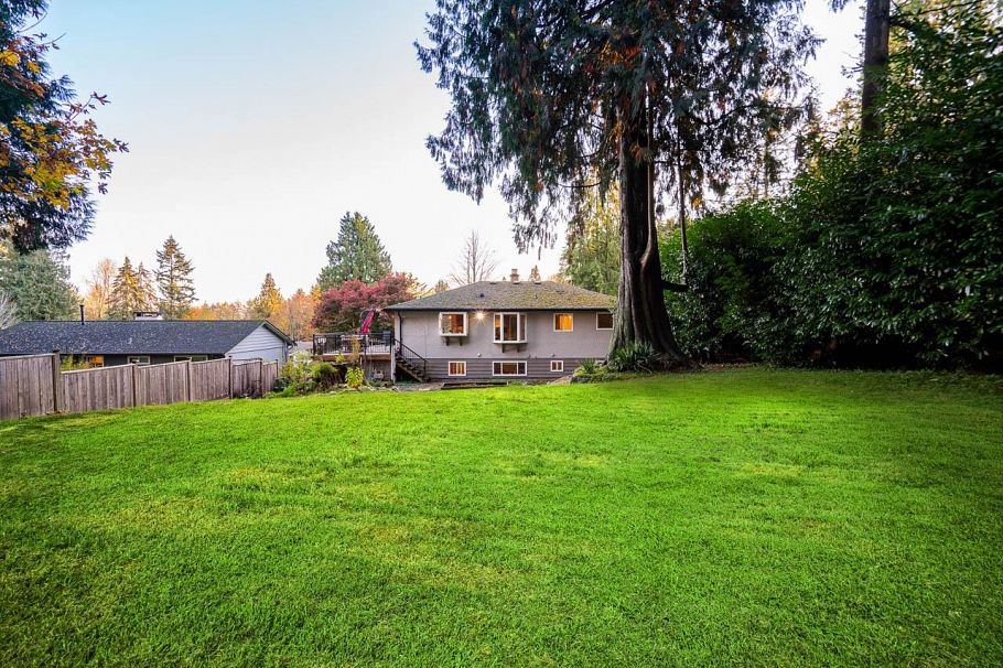 1358 E 14th Street North Vancouver, BC - 2