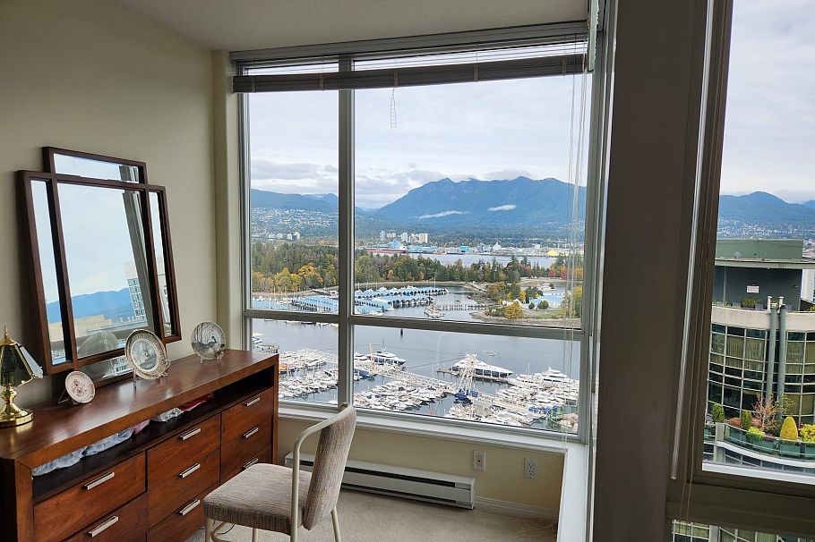 3307 1328 W Pender Street Vancouver, BC - 3