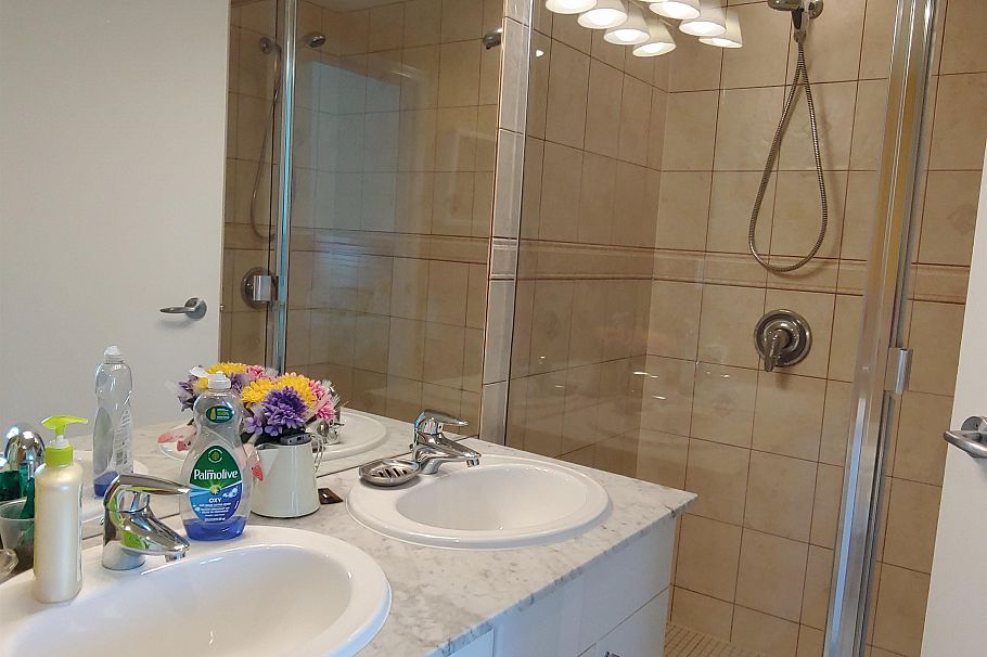 3307 1328 W Pender Street Vancouver, BC - 12