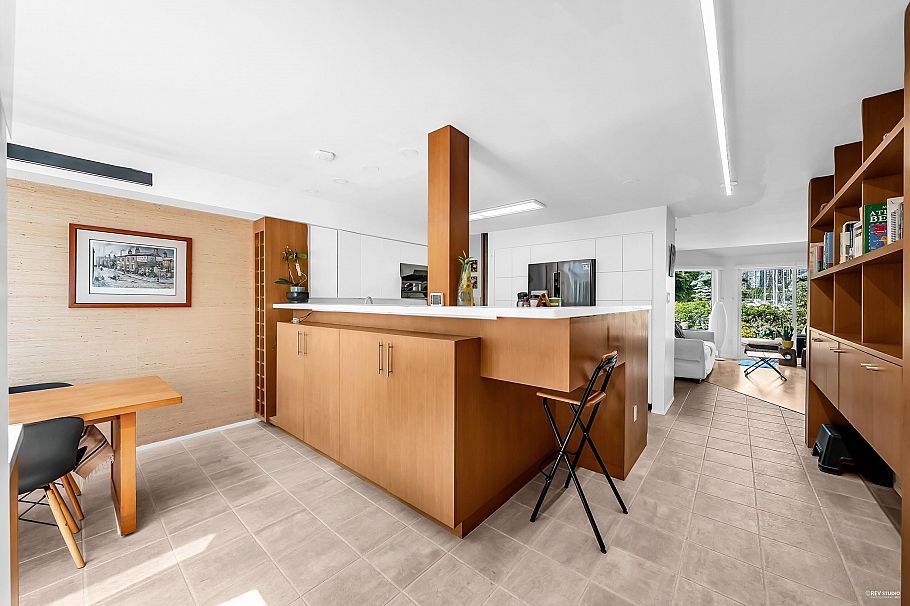 1106 Ironwork Passage Vancouver, BC - 20