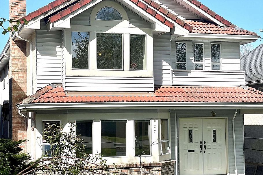 937 W 18th Avenue Vancouver, BC - 1