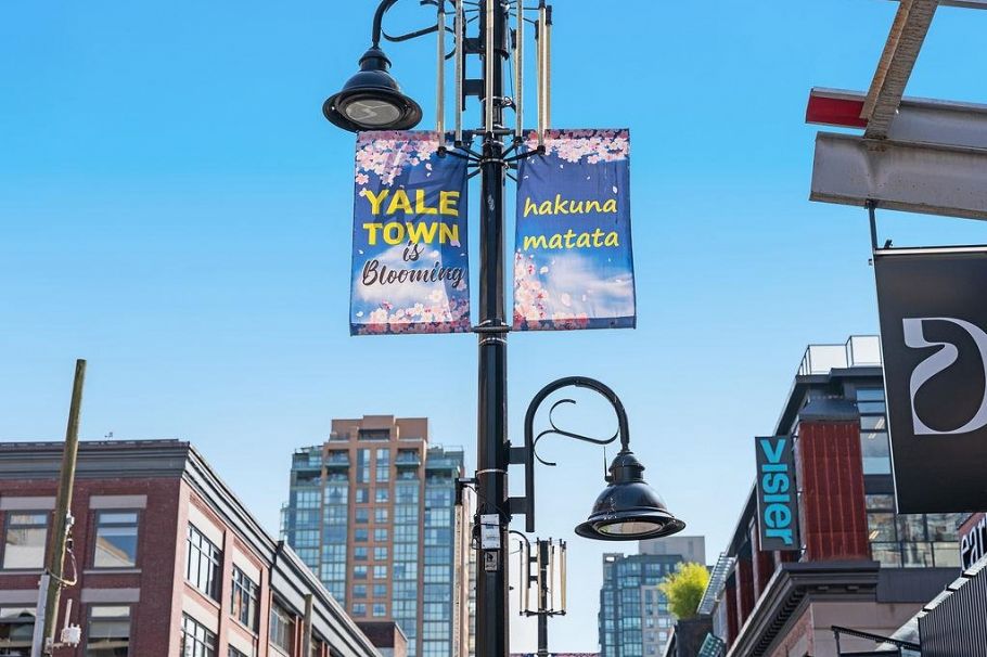 2705 193 Aquarius Mews Vancouver, BC - 39