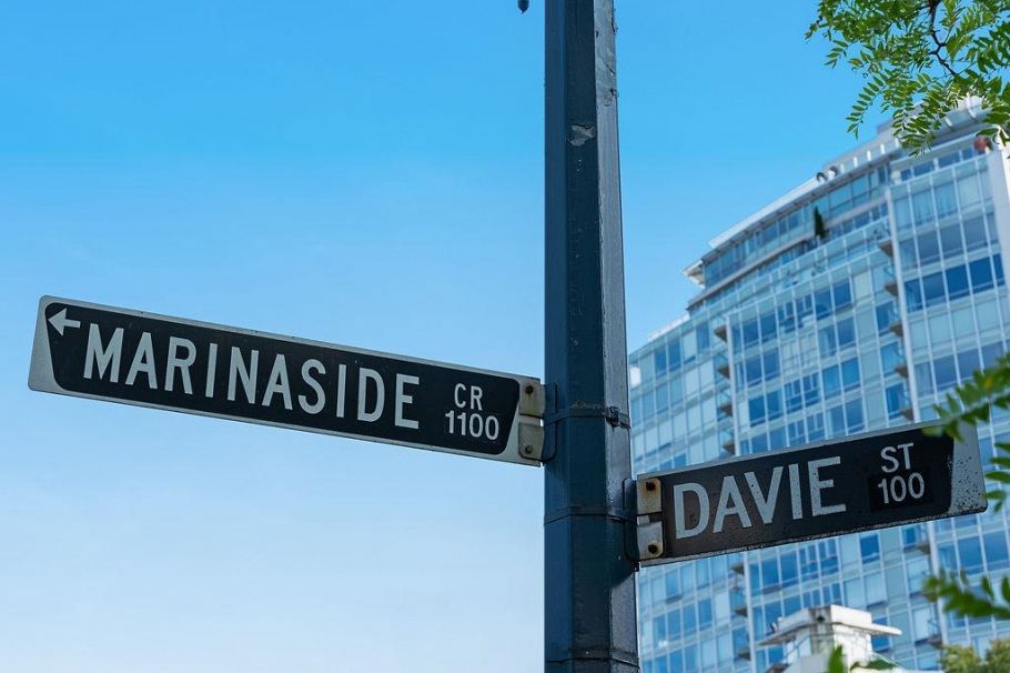 2705 193 Aquarius Mews Vancouver, BC - 4