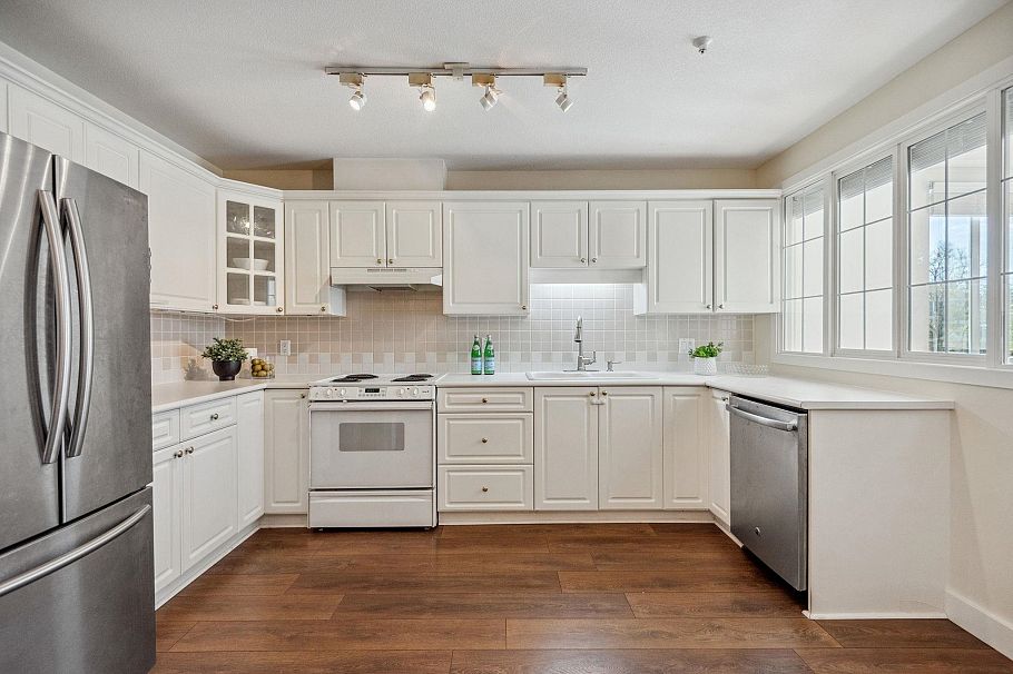 216 5735 Hampton Place Vancouver, BC - 10