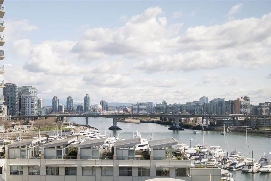 907 1288 Marinaside Crescent Vancouver, BC - 3