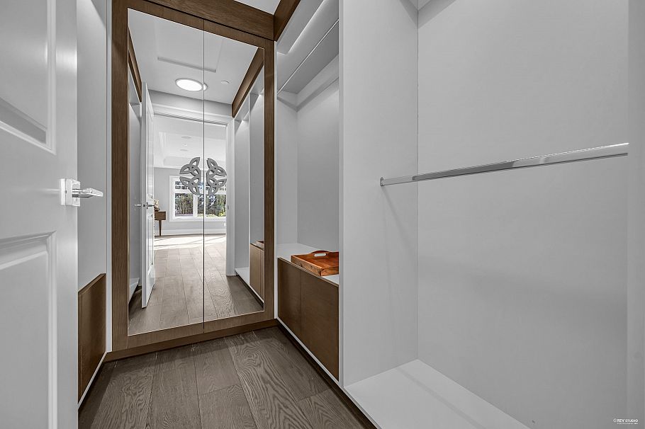 3070 W 44th Avenue Vancouver, BC - 20