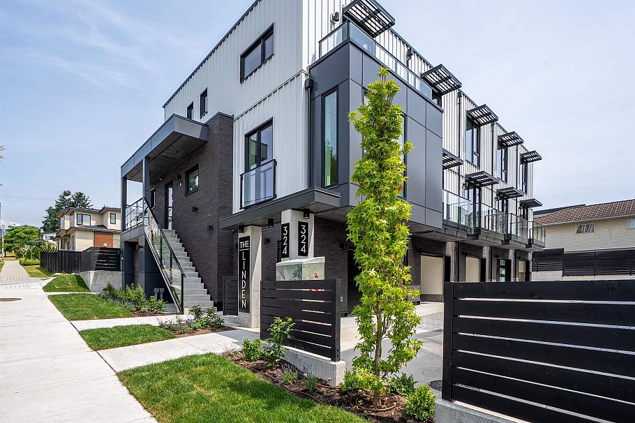 TH8 610 E 3rd Street North Vancouver, BC - 1