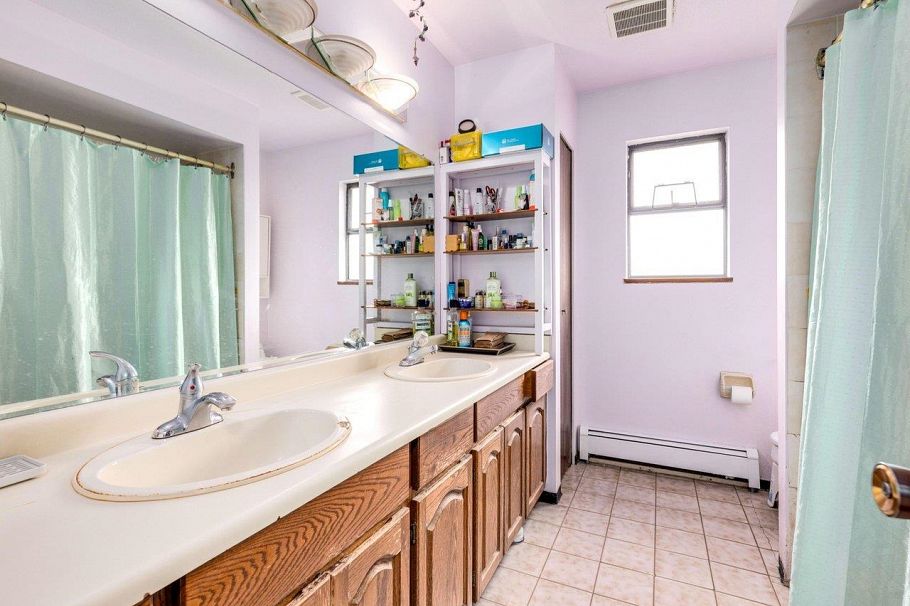 5820 Earles Street Vancouver, BC - 16