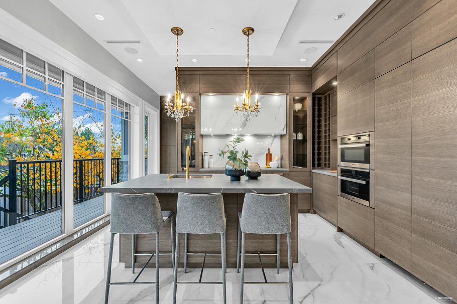 3070 W 44th Avenue Vancouver, BC - 12