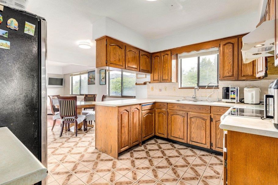 5820 Earles Street Vancouver, BC - 9