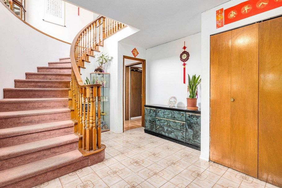 5820 Earles Street Vancouver, BC - 4