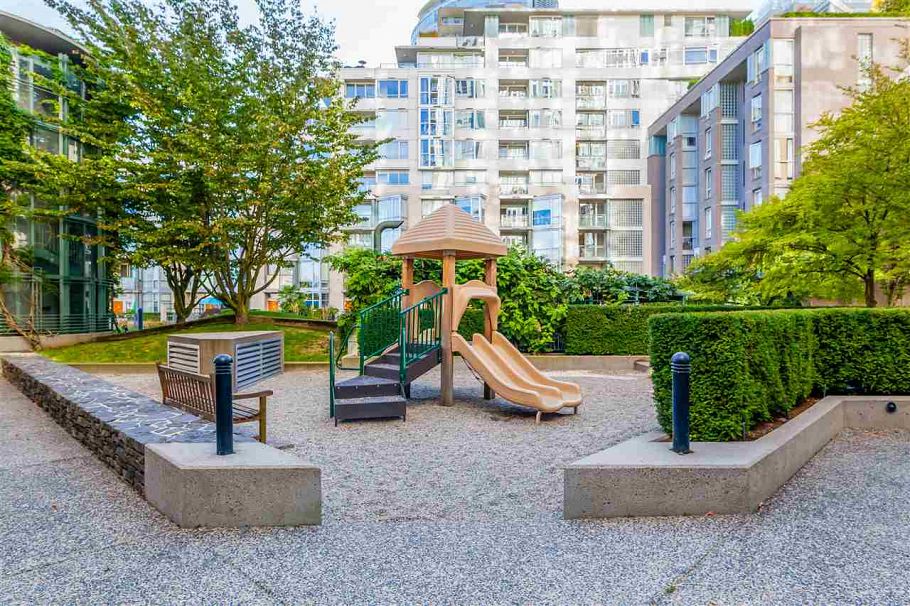 907 1288 Marinaside Crescent Vancouver, BC - 27
