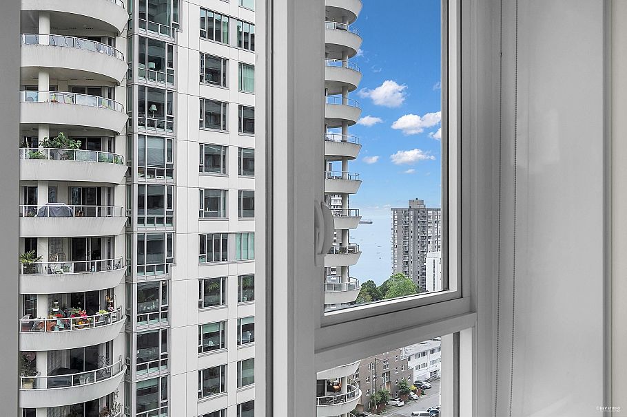 1606 1009 Harwood Street Vancouver, BC - 20