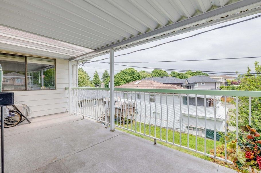 5820 Earles Street Vancouver, BC - 19