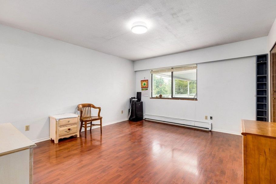 5820 Earles Street Vancouver, BC - 11