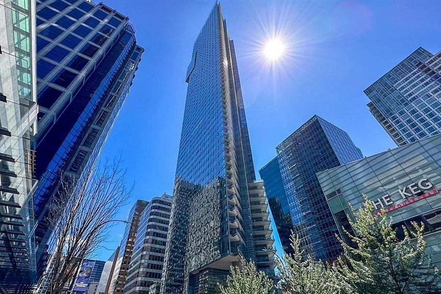 5104 1128 W Georgia Street Vancouver, BC - 2