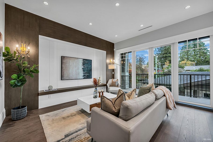 3070 W 44th Avenue Vancouver, BC - 8