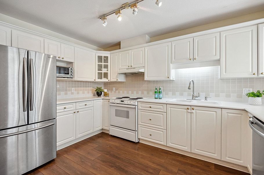 216 5735 Hampton Place Vancouver, BC - 12