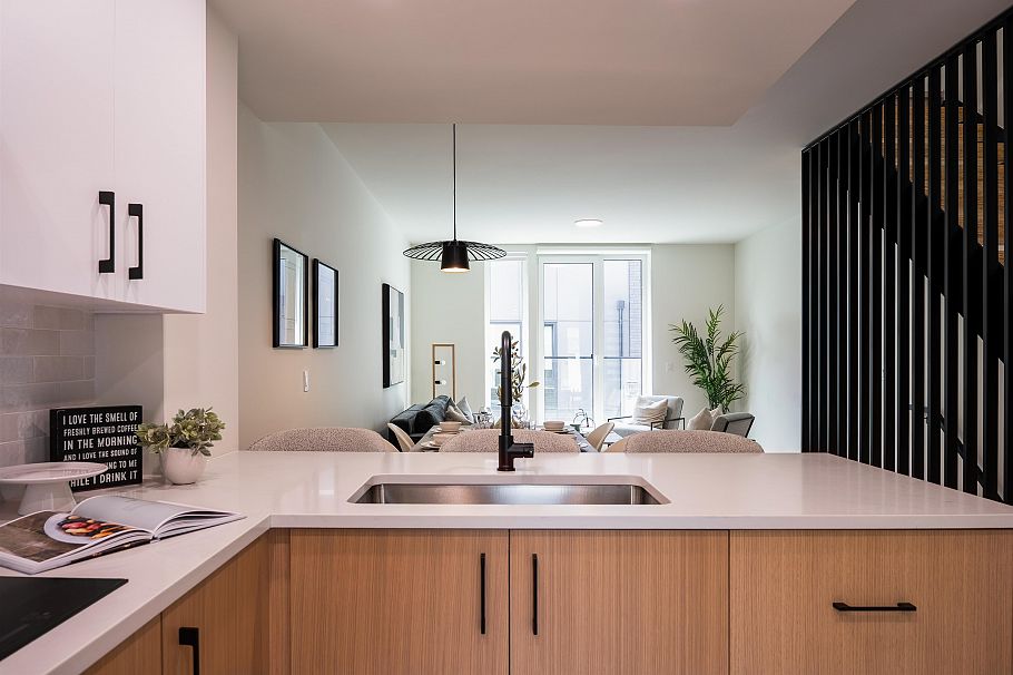 TH8 610 E 3rd Street North Vancouver, BC - 19