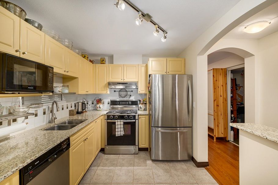 206 5723 Collingwood Street Vancouver, BC - 8