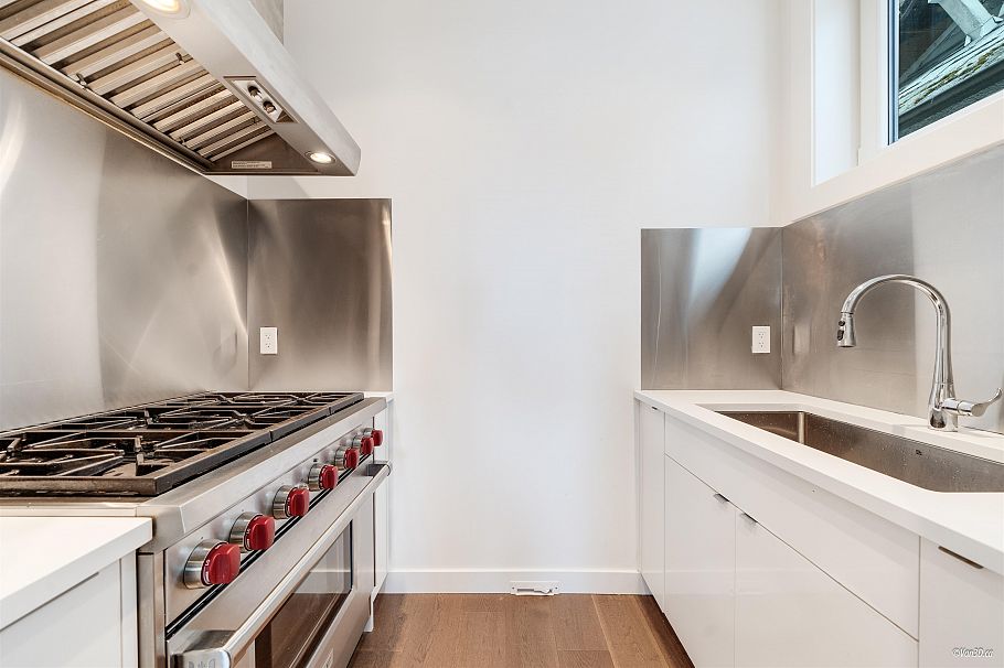 3781 W 24th Avenue Vancouver, BC - 19