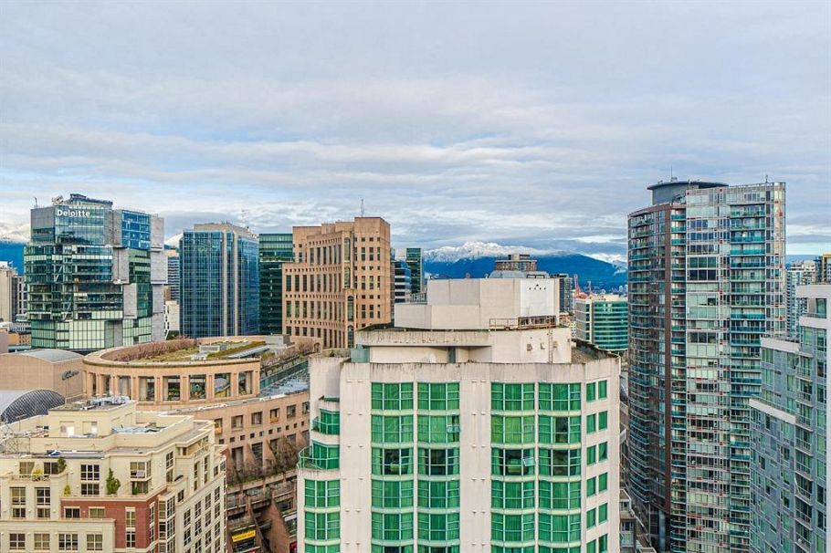 2405 888 Hamilton Street Vancouver, BC - 22