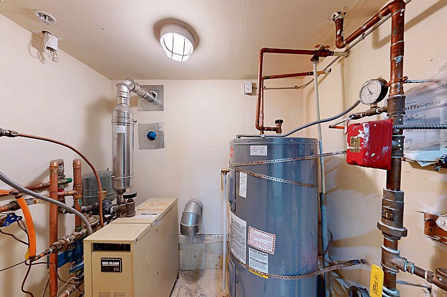 8453 Fremlin Street Vancouver, BC - 16