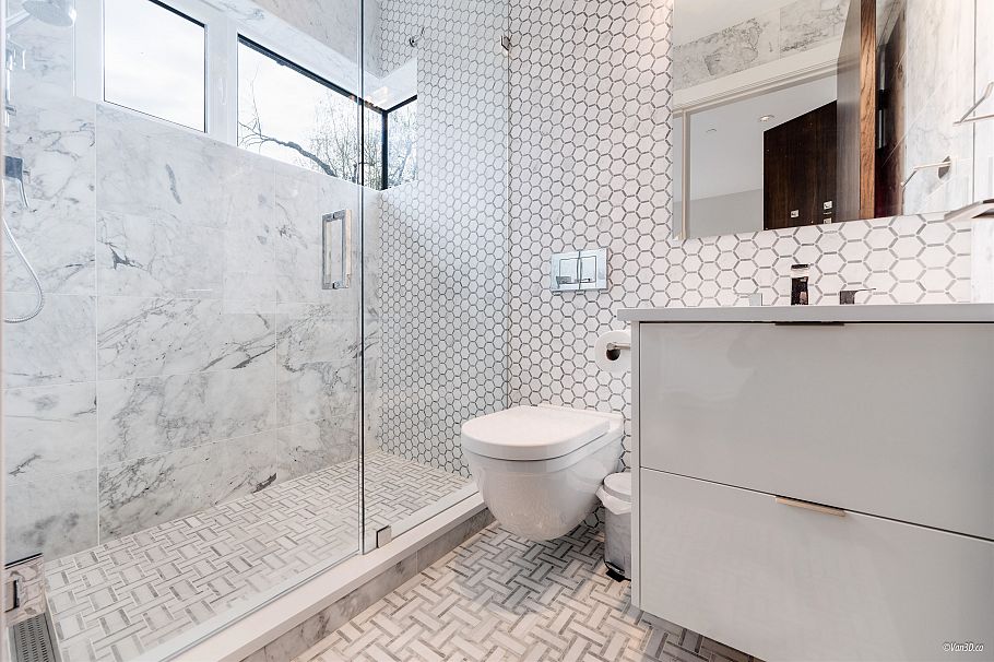 3781 W 24th Avenue Vancouver, BC - 10