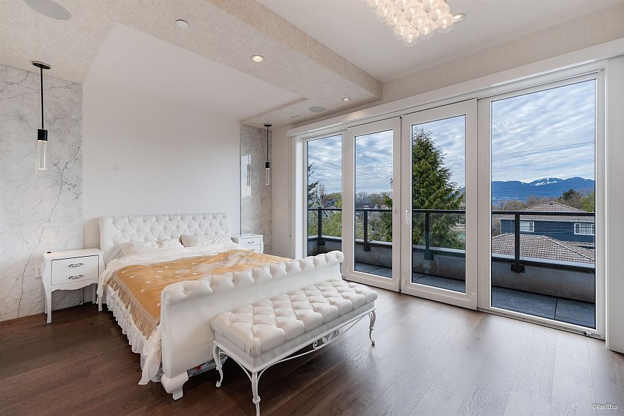 3781 W 24th Avenue Vancouver, BC - 6