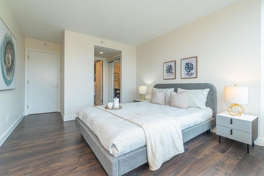 2405 888 Hamilton Street Vancouver, BC - 13