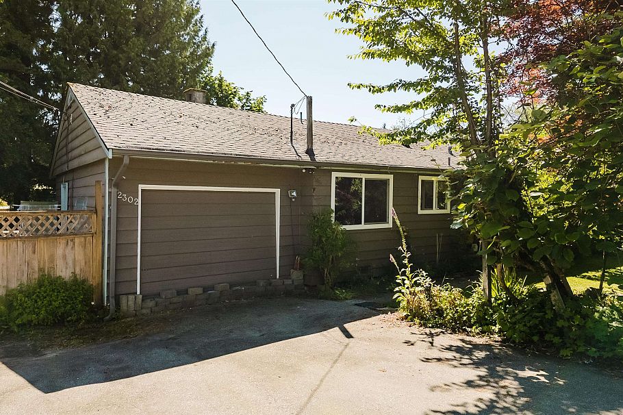 2302 Viewlynn Drive North Vancouver, BC - 9