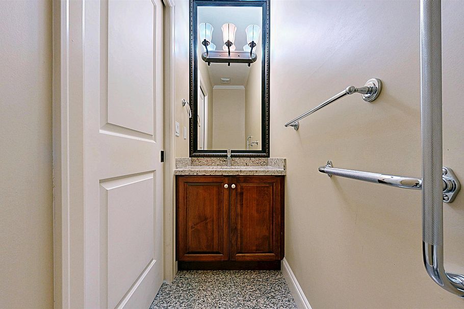 8453 Fremlin Street Vancouver, BC - 13