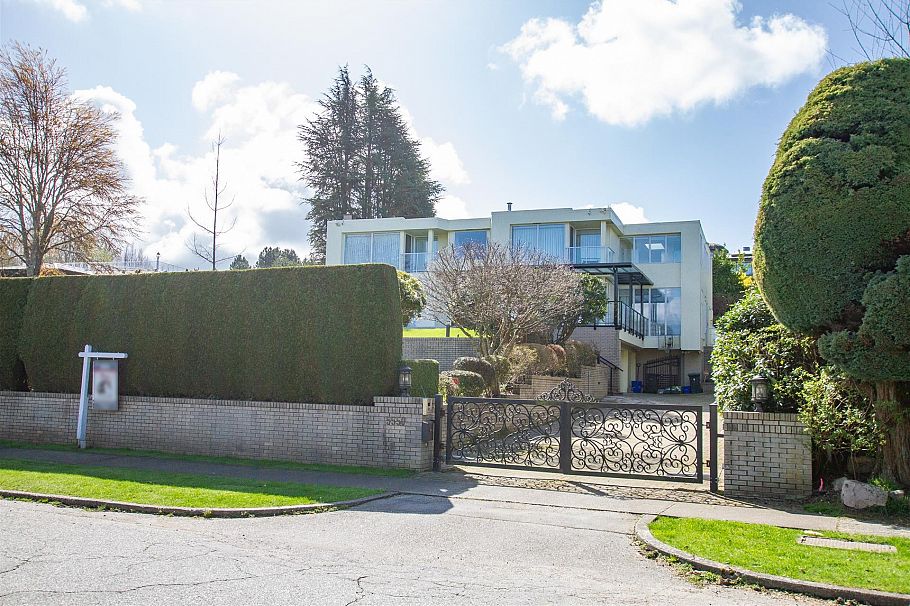 5550 Kingston Road Vancouver, BC - 4