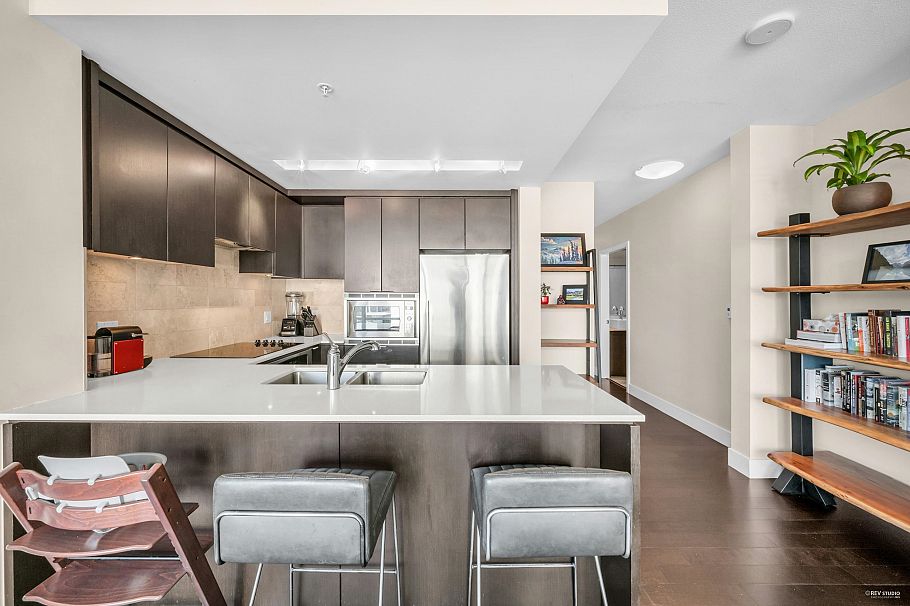 1108 158 W 13 Street North Vancouver, BC - 21