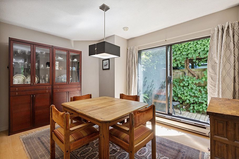 2024 Chesterfield Avenue North Vancouver, BC - 9