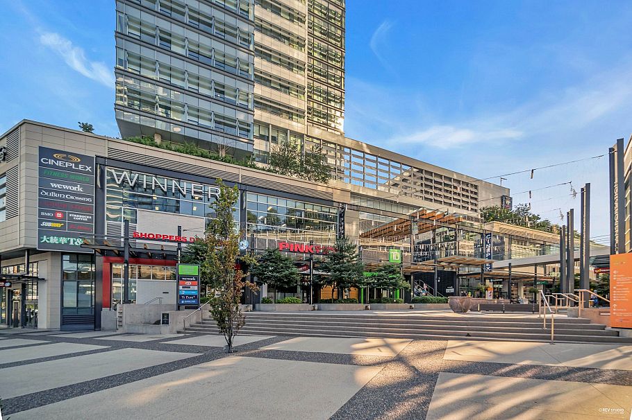 2205 8031 Nunavut Lane Vancouver, BC - 24