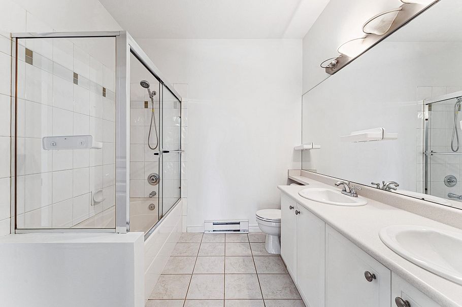 1 995 Lynn Valley Road North Vancouver, BC - 16