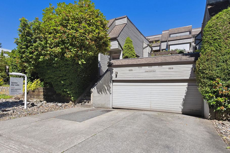 2024 Chesterfield Avenue North Vancouver, BC - 1