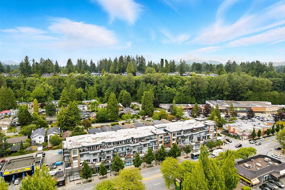 215 1330 Marine Drive North Vancouver, BC - 29