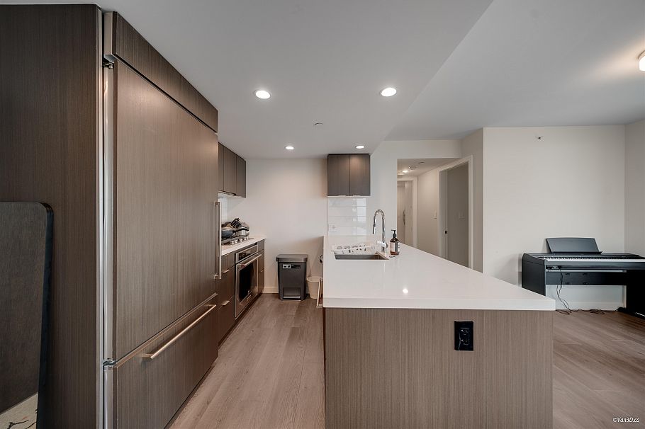 2401 8189 Cambie Street Vancouver, BC - 7