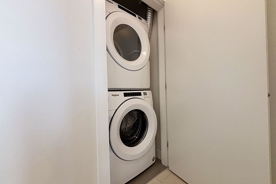 1001 3438 Sawmill Crescent Vancouver, BC - 12