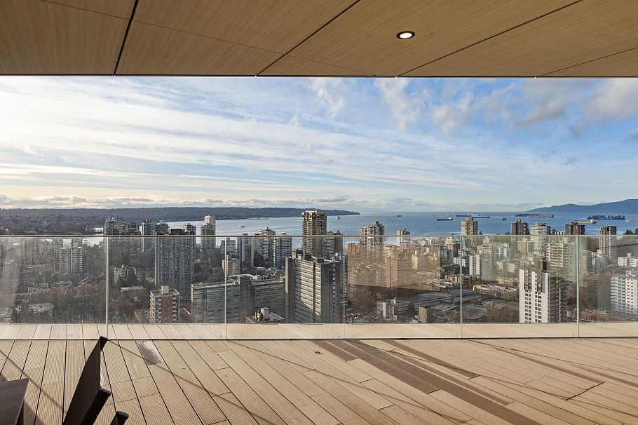 3104 1568 Alberni Street Vancouver, BC - 1