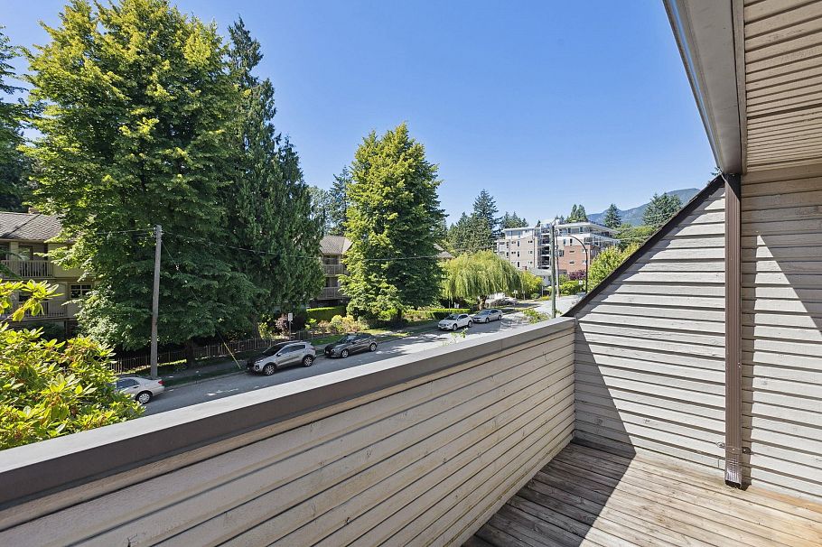 2024 Chesterfield Avenue North Vancouver, BC - 27
