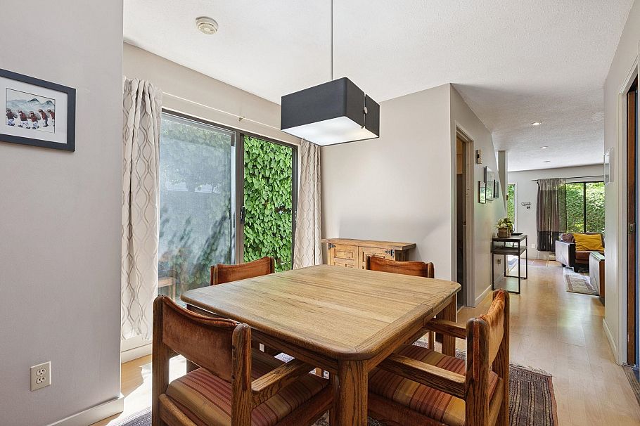 2024 Chesterfield Avenue North Vancouver, BC - 11