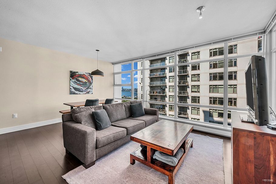 1108 158 W 13 Street North Vancouver, BC - 32