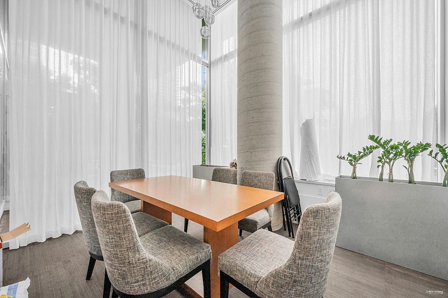 2205 8031 Nunavut Lane Vancouver, BC - 22