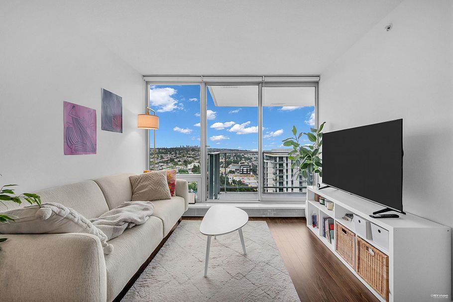 2205 8031 Nunavut Lane Vancouver, BC - 5