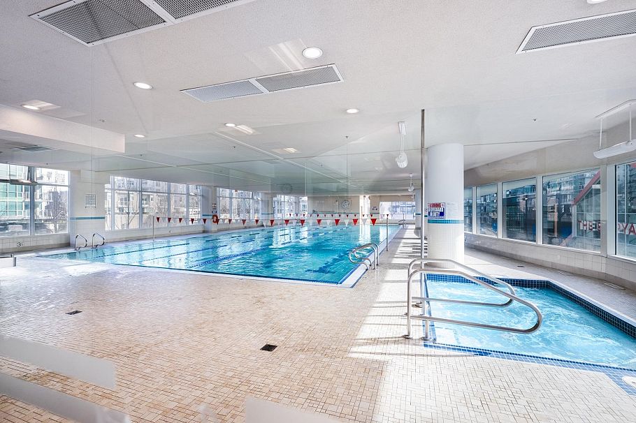 207 175 Victory Ship Way North Vancouver, BC - 21