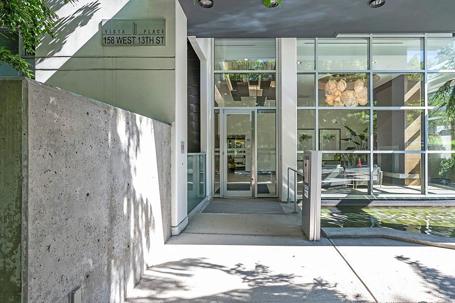 1108 158 W 13 Street North Vancouver, BC - 4