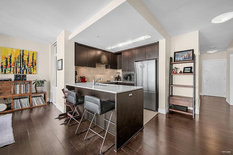 1108 158 W 13 Street North Vancouver, BC - 20